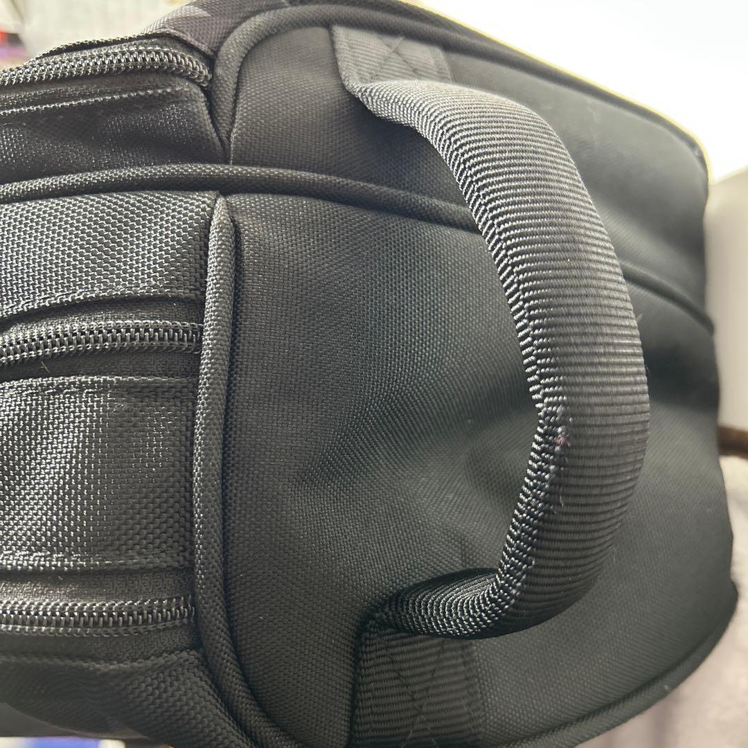 【廃盤モデル】YONEX トーナメントバックブラック