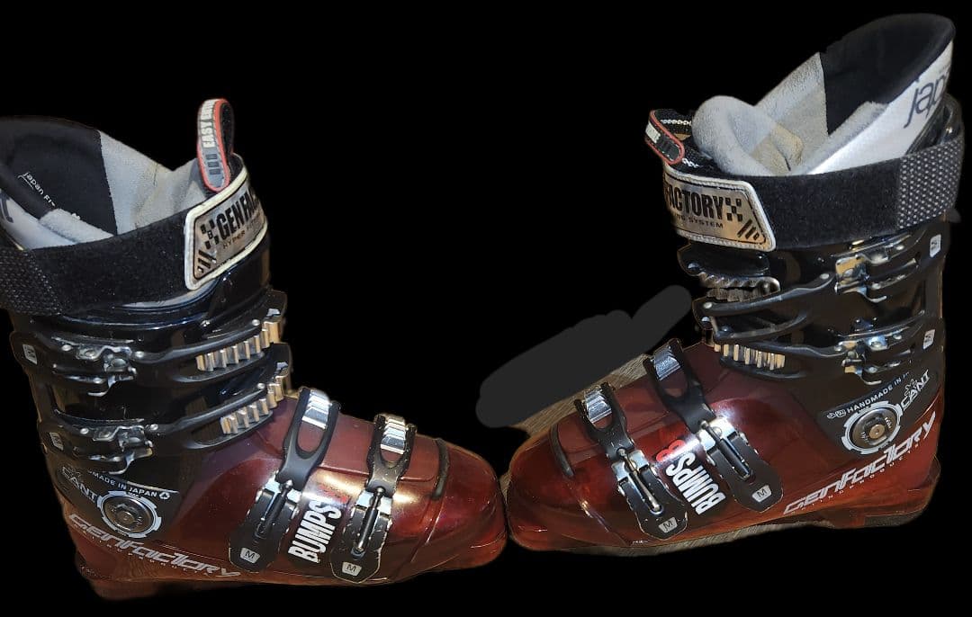 GEN FACTORY　ゲンファクトリー　バンプス8　BUMPS8　スキーブーツ