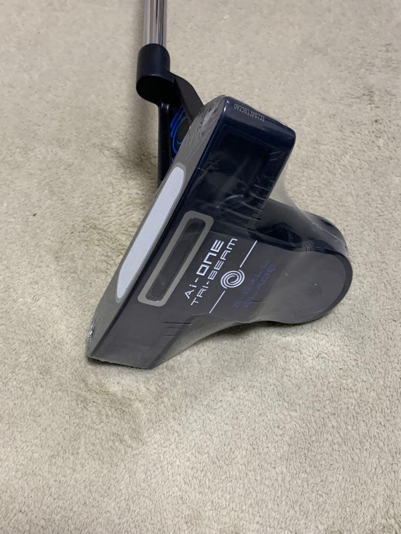 ODYSSEY TRI-BEAM パター STROKE LAB