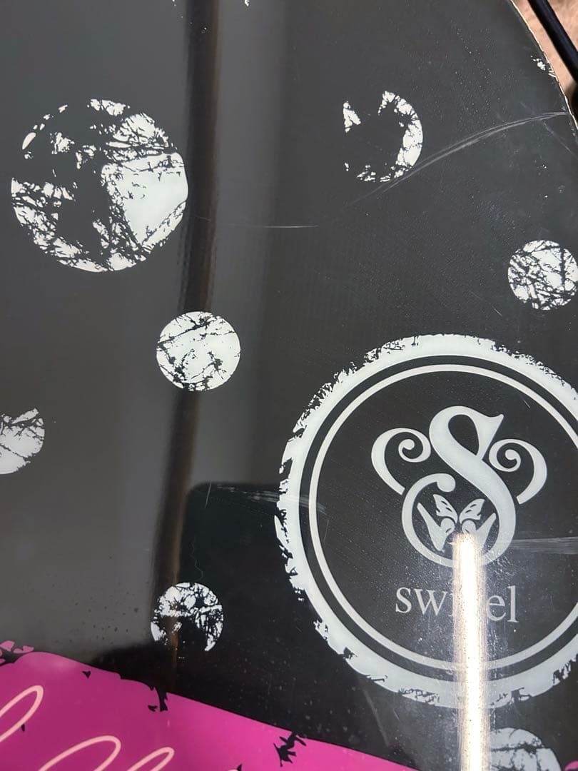 【swivel】スノーボード板（142cm）＋ビンディング（23-25cm）