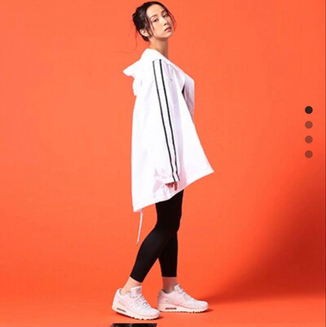 【匿名配送】カルバンクラインジーンズ　ミッドレングスフィッシュテイルパーカー