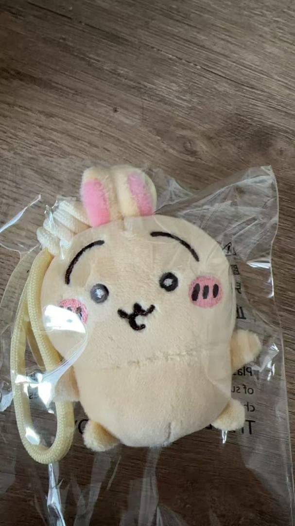 中国香港限定ちいかわ セブンイレブン まんまる目 うさぎ ぬいぐるみ