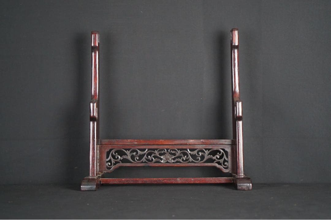 唐木花梨 唐草花透かし 二振掛用 刀掛け 武具 刀装具