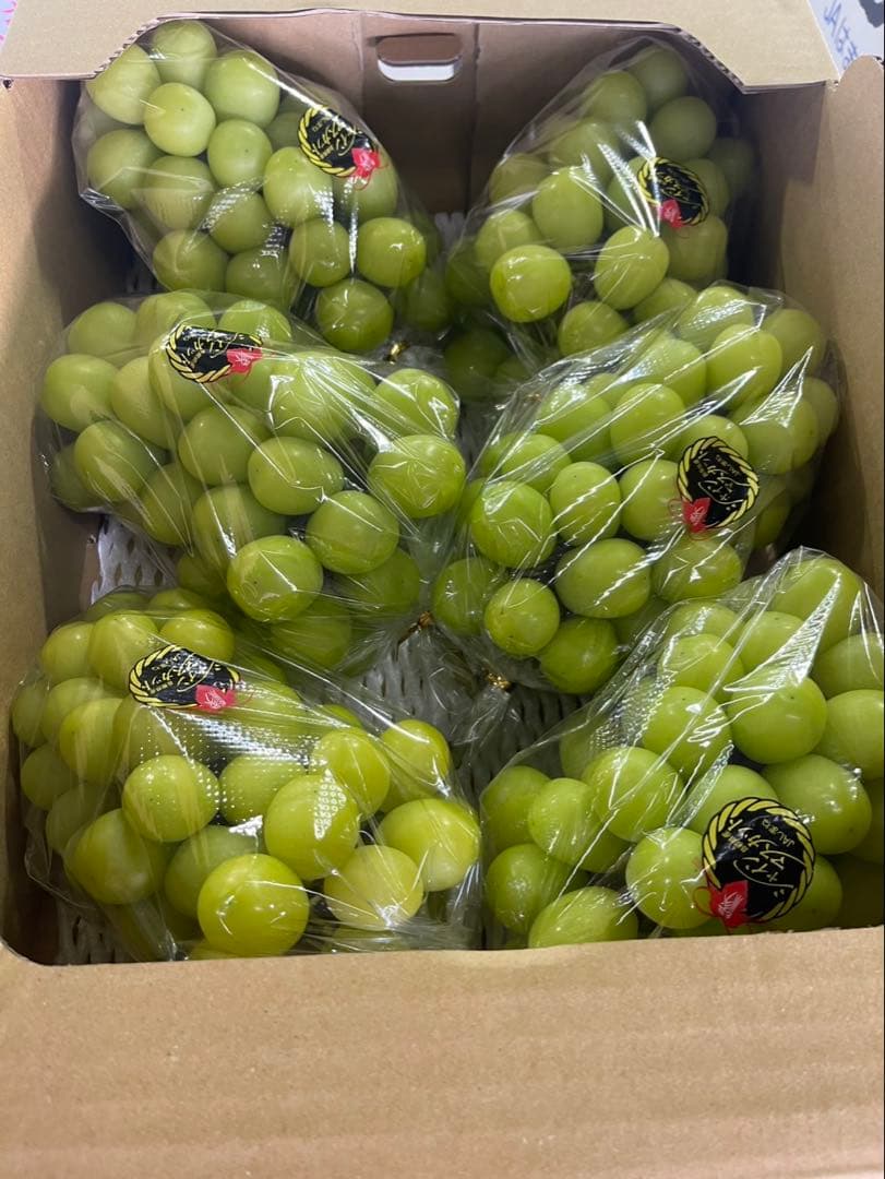 ① 【島根県産】シャインマスカット約5キロ 大房の6房