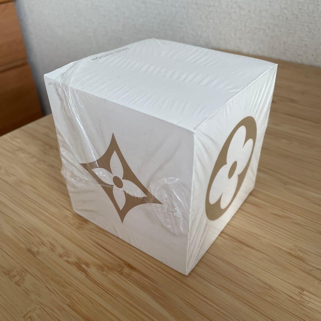 Louis Vuitton ノベルティ　キューブ型　メモ帳