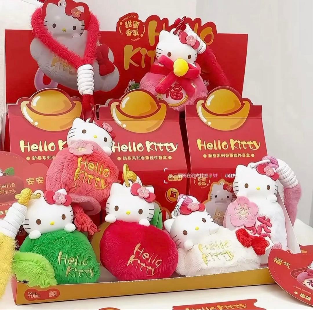 ハローキティ　キーホルダー　ブラインドボックス　旧正月限定モデル　6個セット