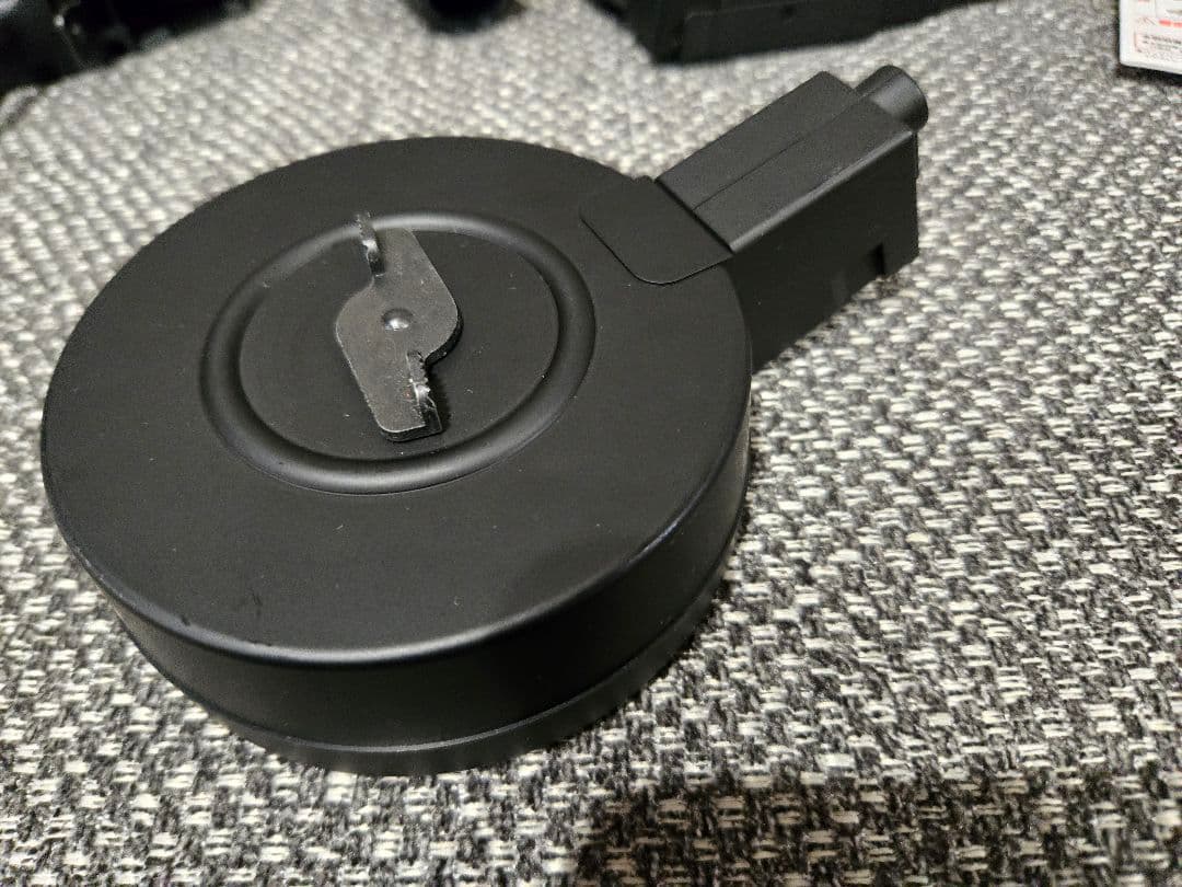 【最終値下げ】東京マルイ MP5K HC 電動ガン ドラムマガジン+バッテリー