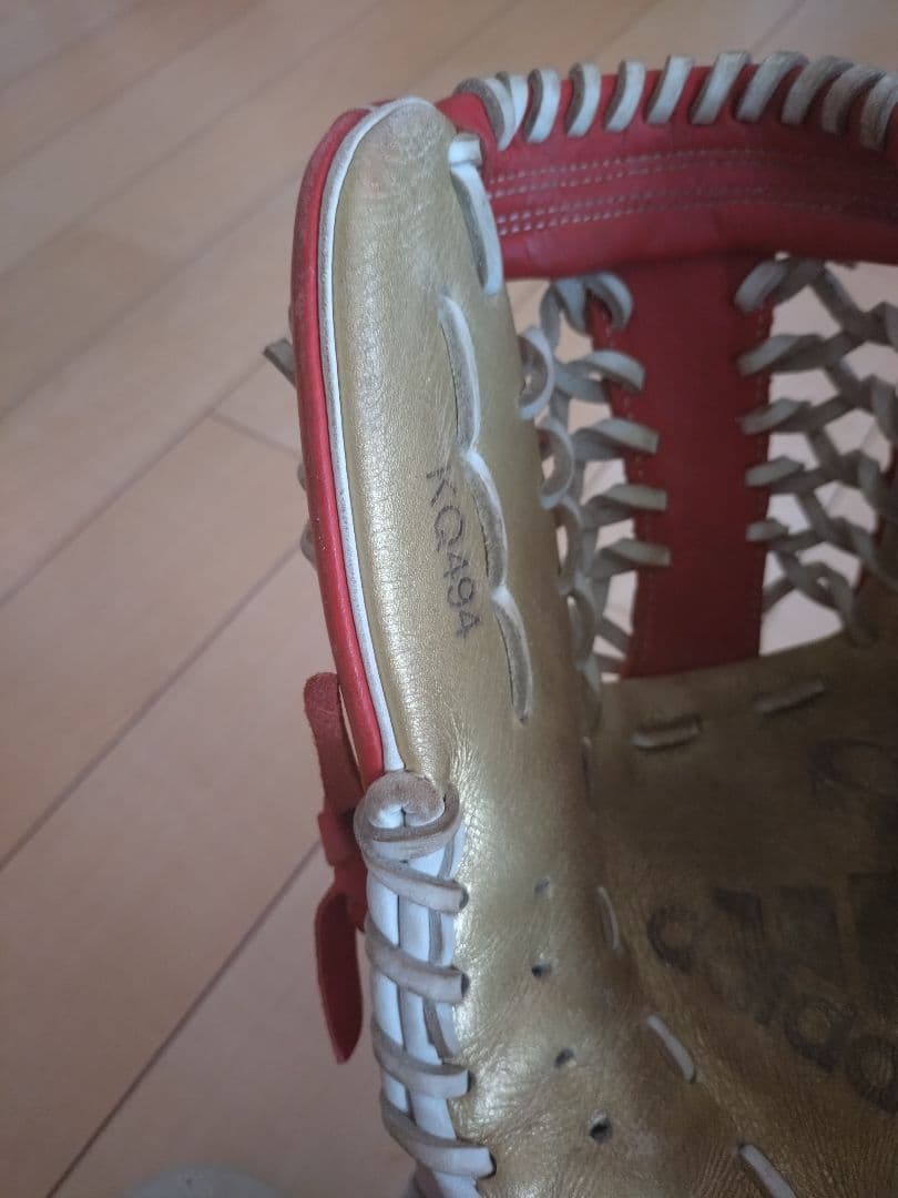 adidas 野球グローブ 赤/金