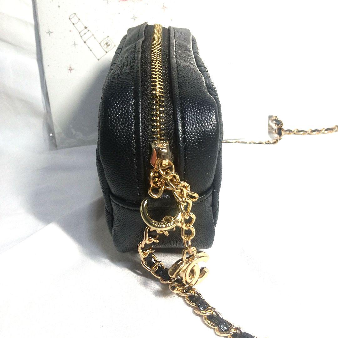 mocoCHANEL新品未使用 ブラックショルダーバッグチャームノベルティ