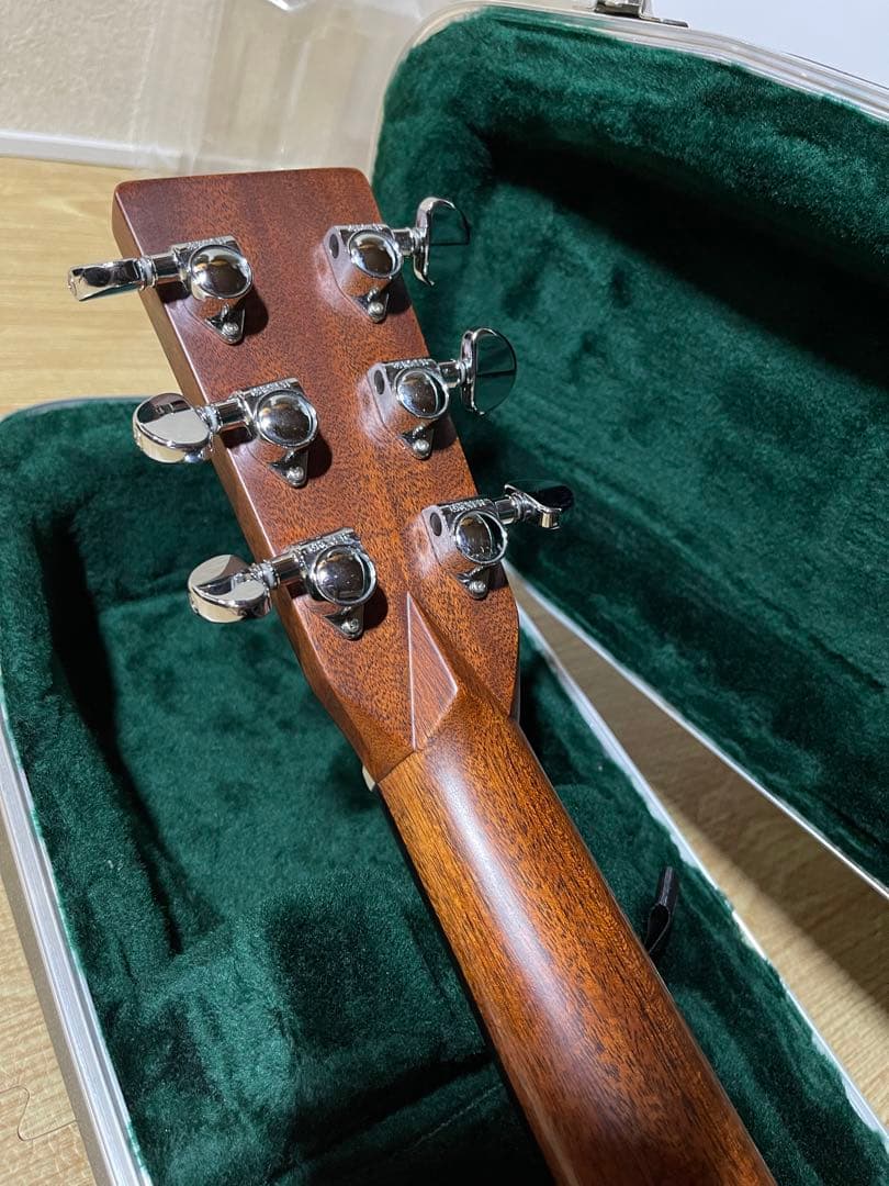 Martin D-28 2013年製 純正ハードケース付