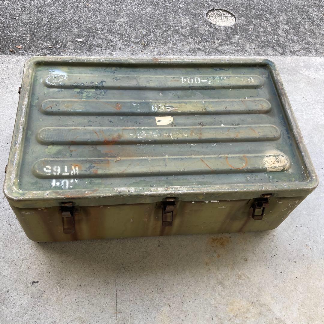 米軍　アルミコンテナ