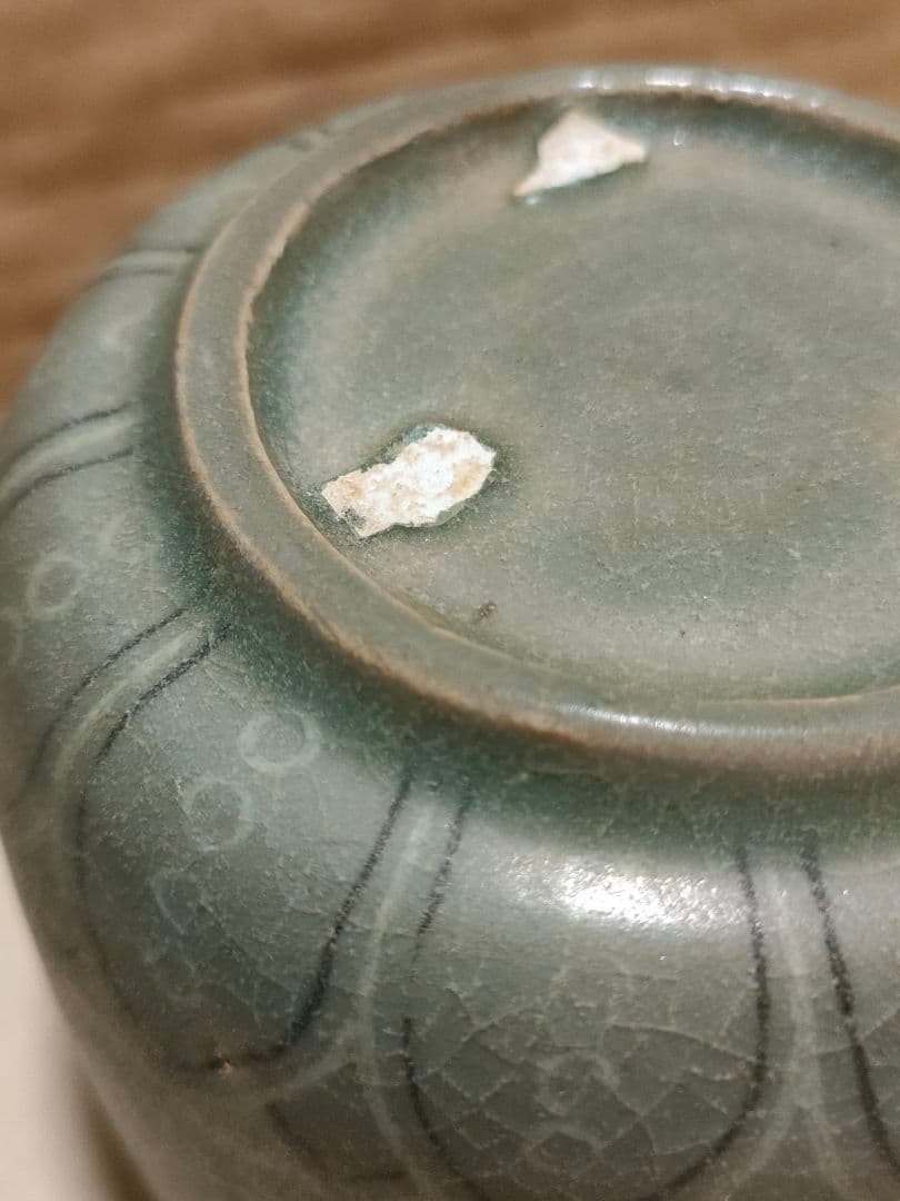 高麗青磁　湯呑　白黒象嵌　李朝　朝鮮美術　時代物骨董アンティーク