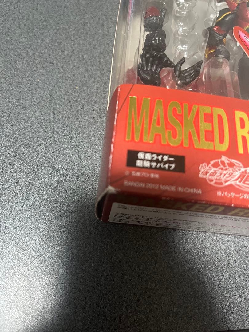 SHFiguarts 仮面ライダー龍騎サバイブ