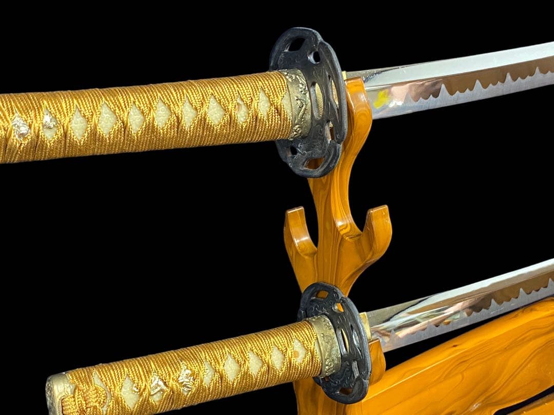 G 模造刀　模擬刀　武具　2本　透かし鍔　刀掛け付き　5本掛け　分解式