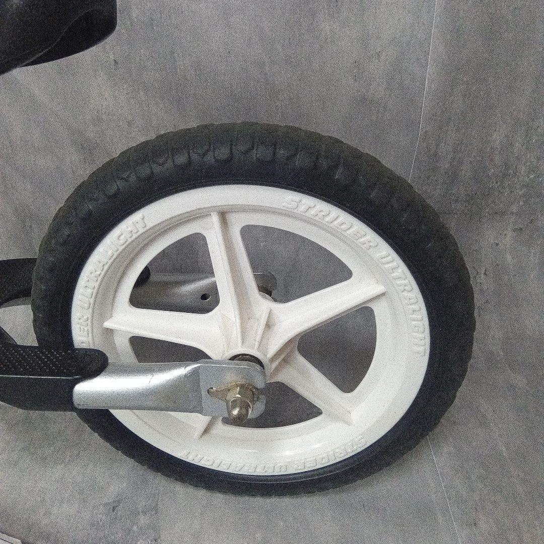 STRIDER Pro ストライダー プロ　バランスバイク シルバー