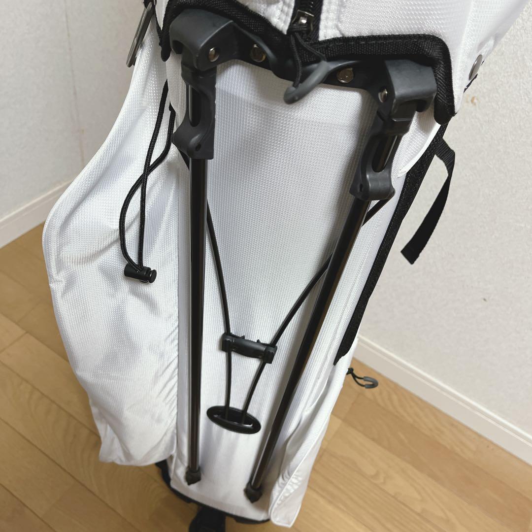 K118 美品！TaylorMade スタンド式 軽量キャディバッグ