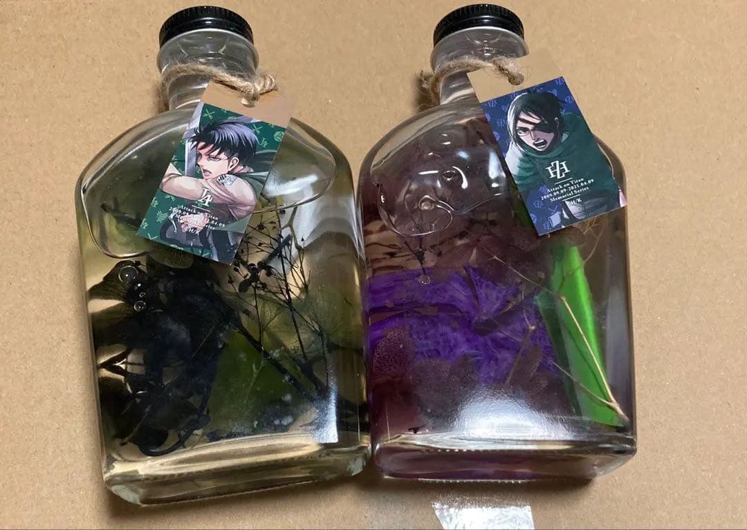 進撃の巨人　オンライン展覧会　リヴァイ ハンジ　ハーバリウム　おまけ付