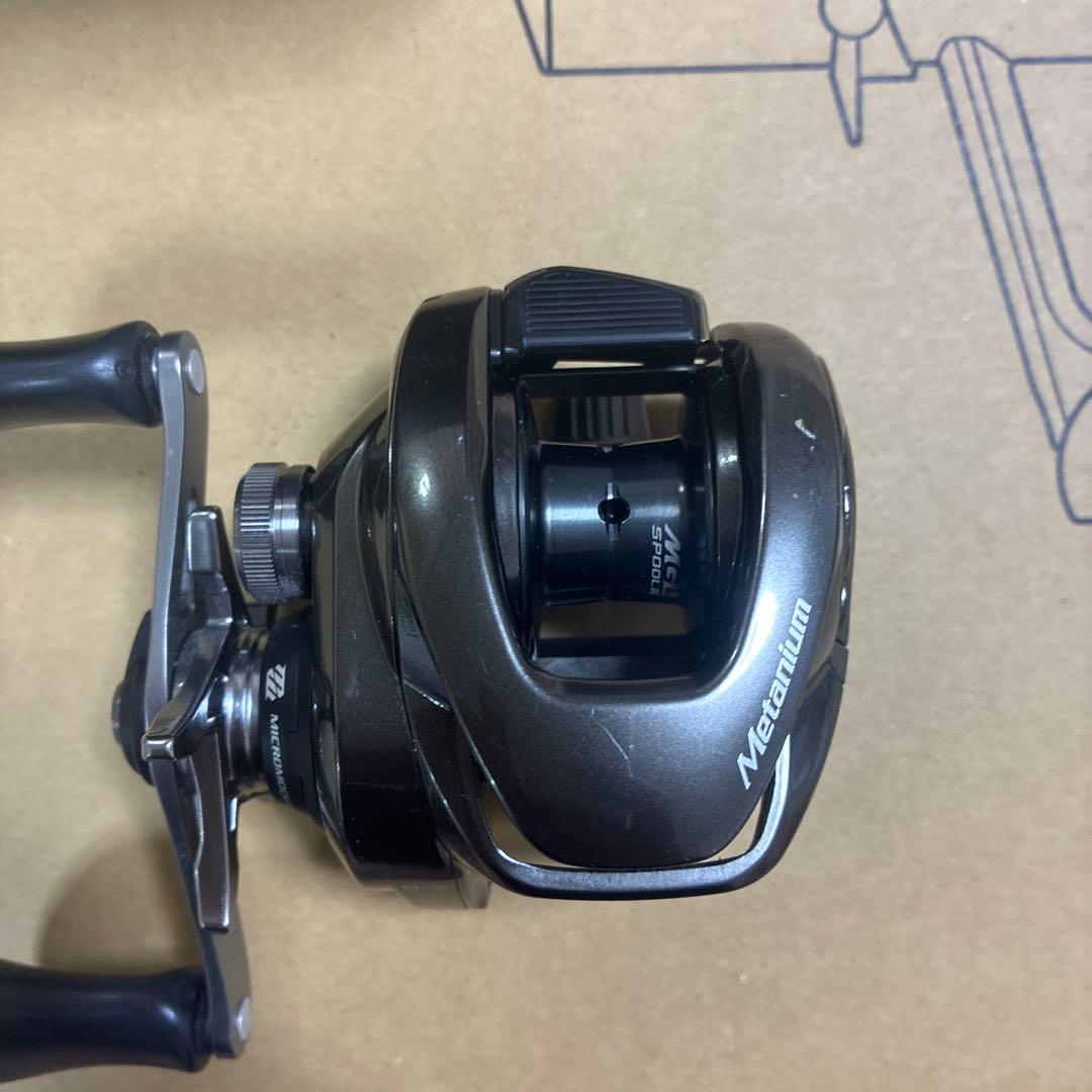 SIMANO nium右　リール