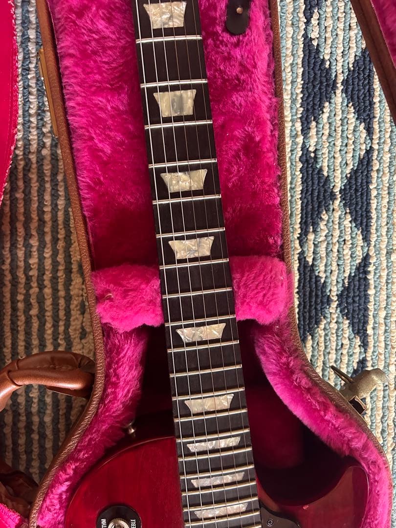 Gibson Les Paul 赤 エレキギター ハードケース付き　アメリカ製