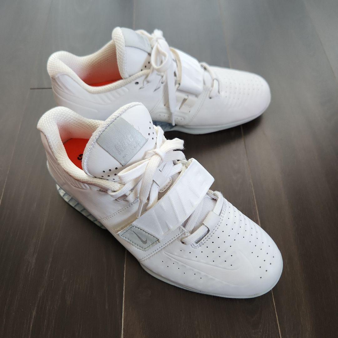 が*う様 プ*ー様 NIKE ROMALEOS 3XD（ナイキ ロマレオス）ホワ