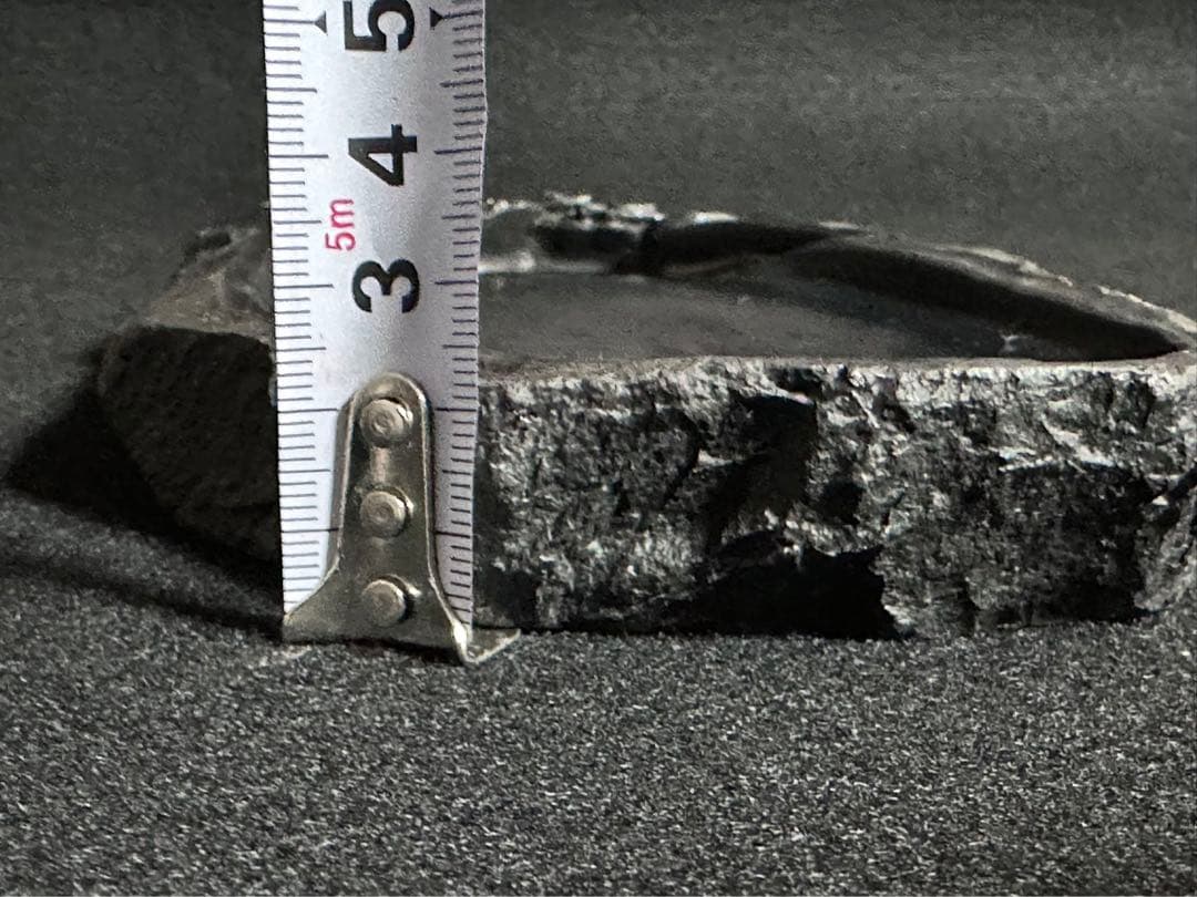 中国美術 端渓眼入雲龍文彫刻 唐木箱 重さ約993g 唐物 書道具