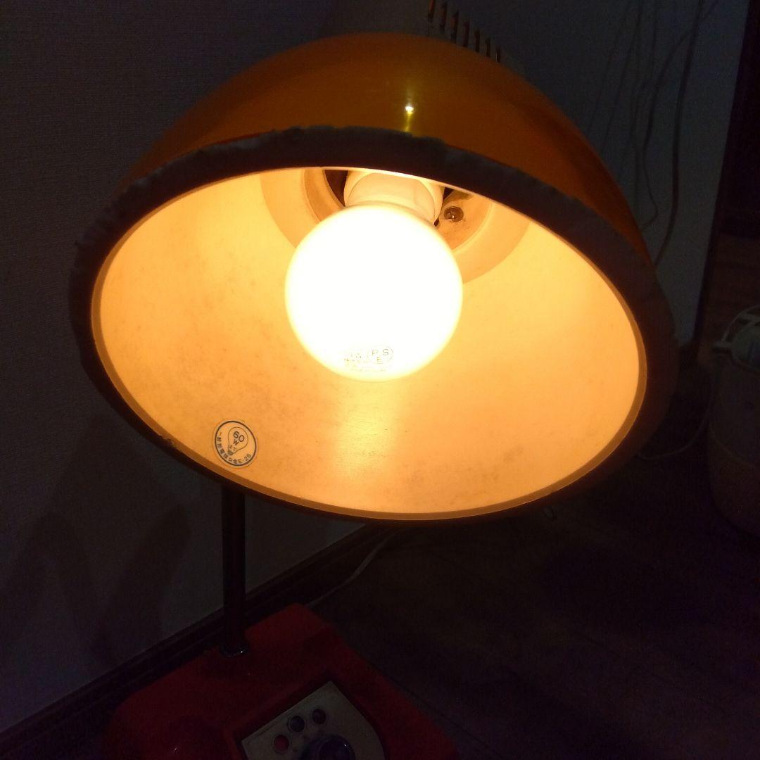 HITACHI 　昭和レトロスタンドライト オレンジ　稼働品　日立