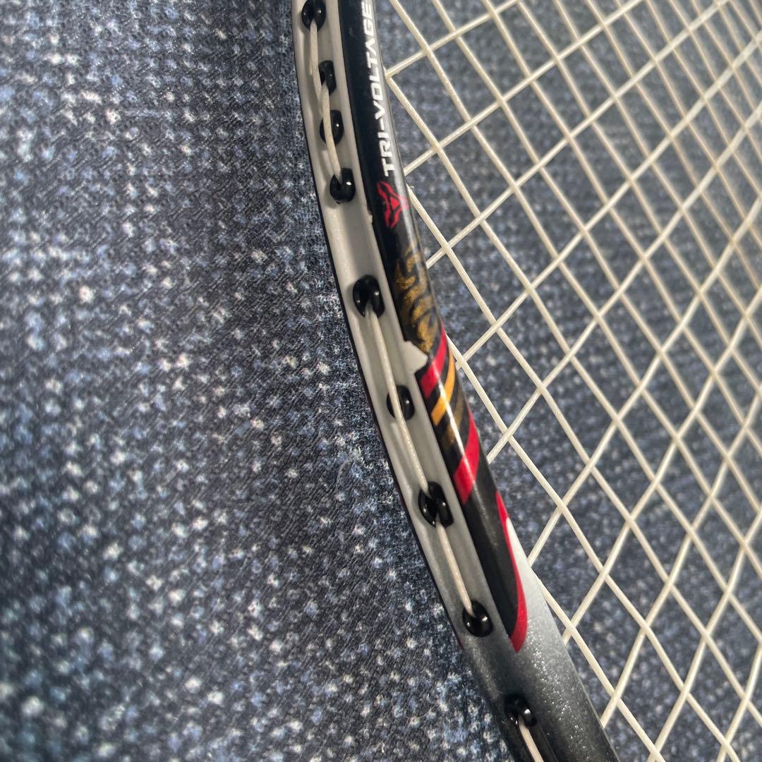 YONEXVOLTRIC 80 バドミントンラケット