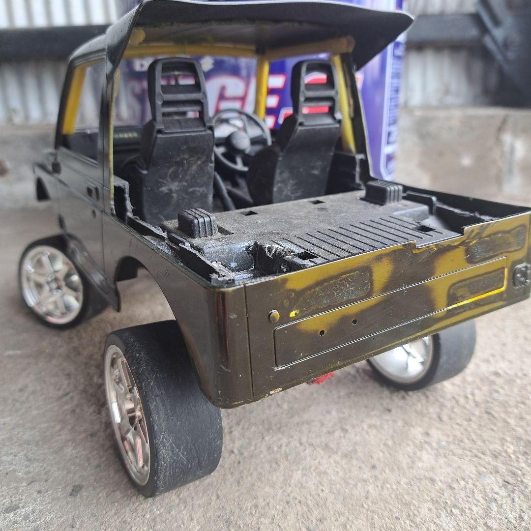 スズキ ラジコンカー ブラック　問題なく遊べます！ 値下げしました。