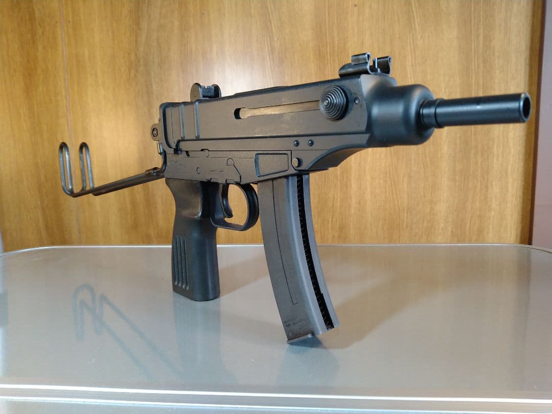 実用美品！マルゼン　スコーピオンVz61　セミ・フルオートブローバックガスガン！