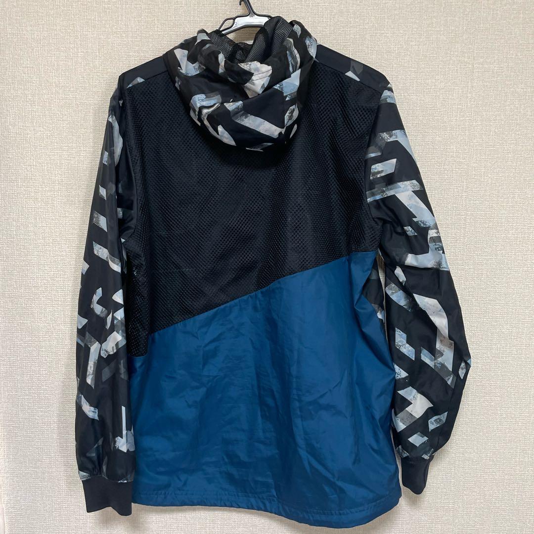 【限定セール中❣️】アンダーアーマー 迷彩柄アウターウィンドブレーカー Lサイズ