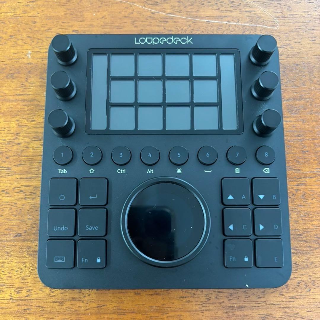 Loupedeck CT USB-C コントローラー