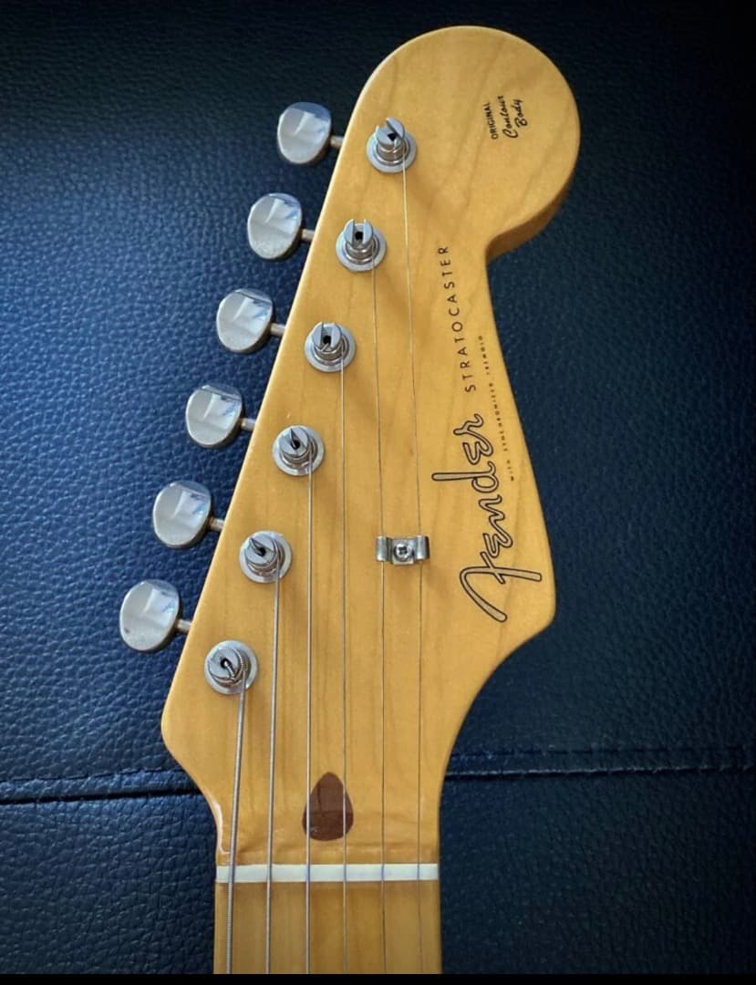 Fender Japan ST57 ストラトキャスター サンバースト