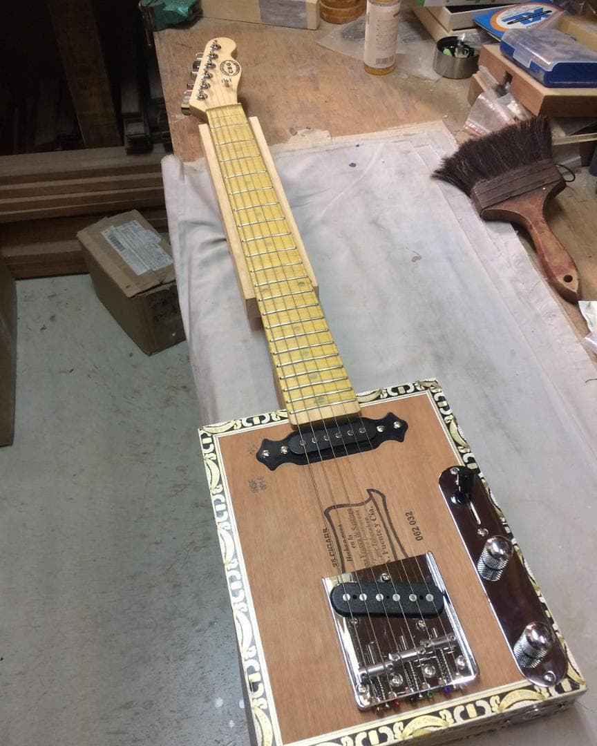CBG製 Cigar Box Guitar シガーボックスギター