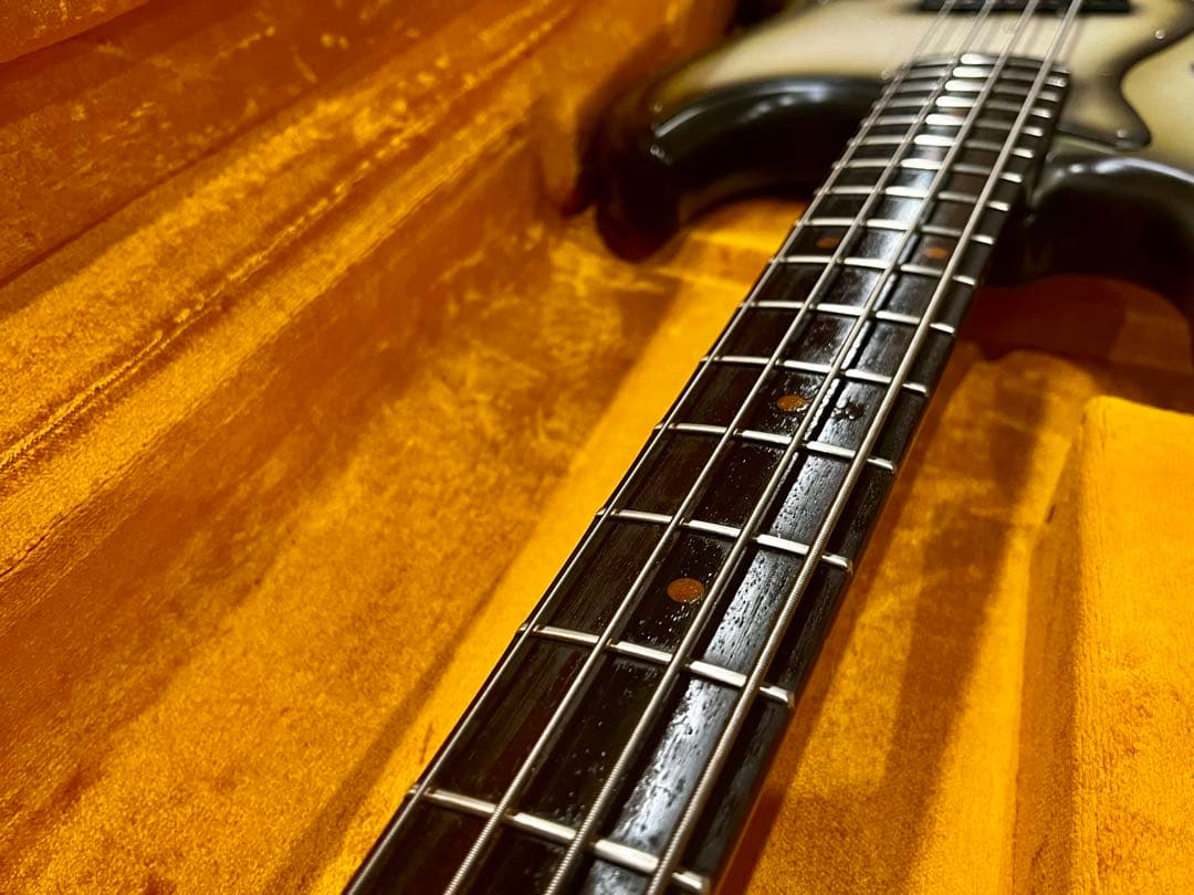 フ*ー様 DeliciousTaylormade モディファイ　フェンダーJAZ