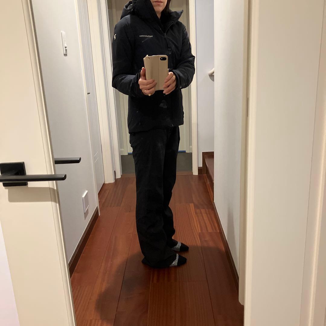 ピークパフォーマンスアニマジャケットとミレー MILLET ナロ II パンツ