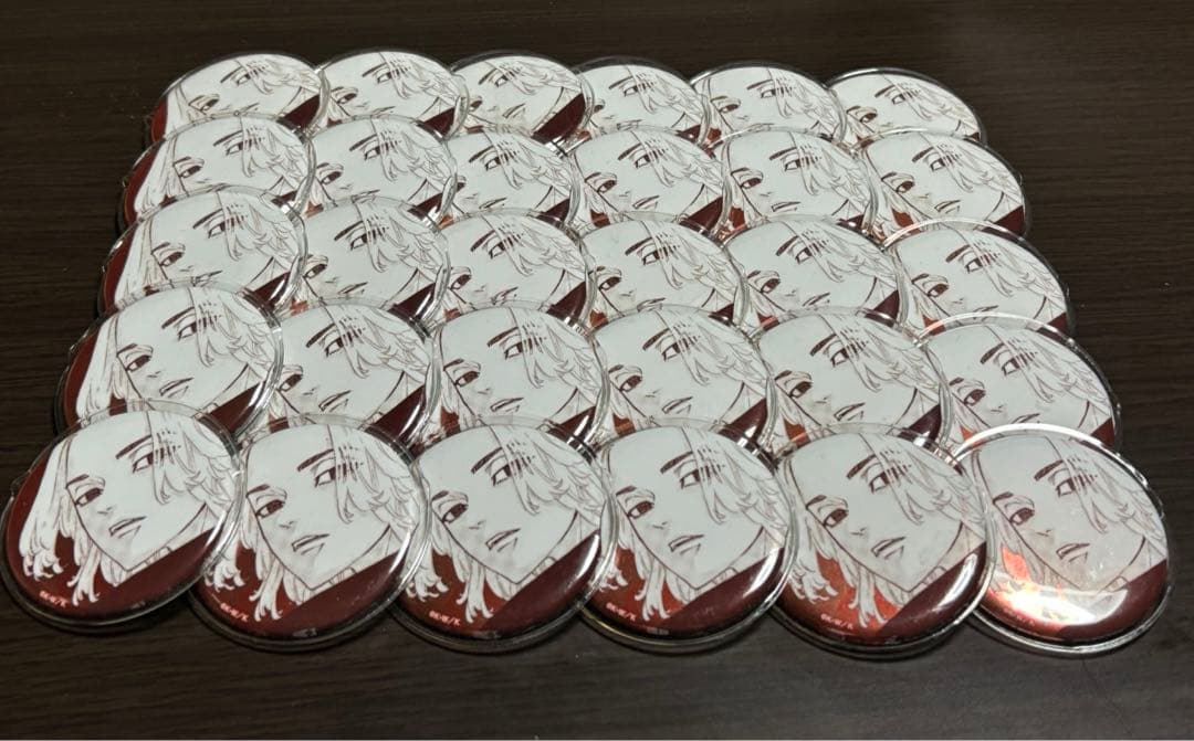 東京リベンジャーズ 佐野万次郎 マイキー 缶バッジ 原画展