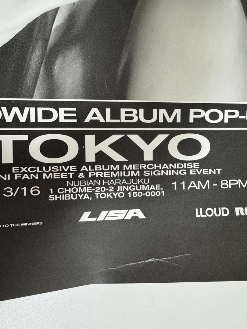 ブラックピンク　リサ　直筆サイン入りポスター＋CD