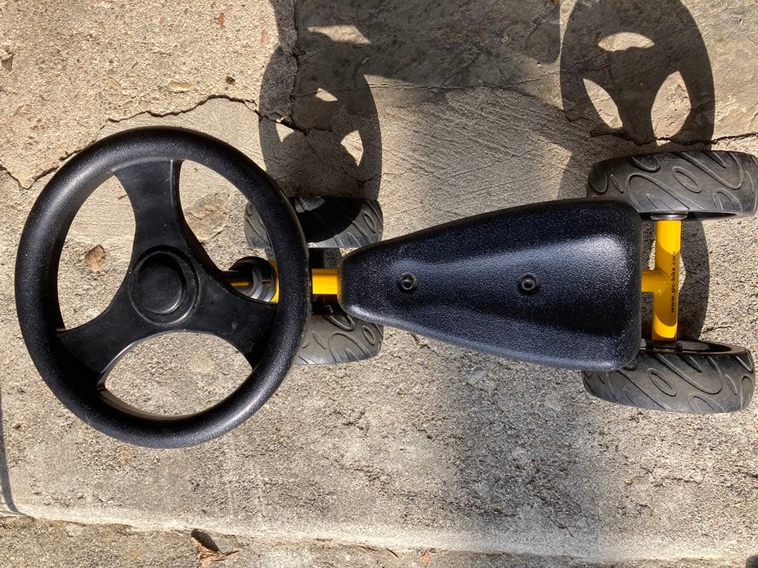 【コレクターズ】HUMMER ペダルなし自転車 イエロー