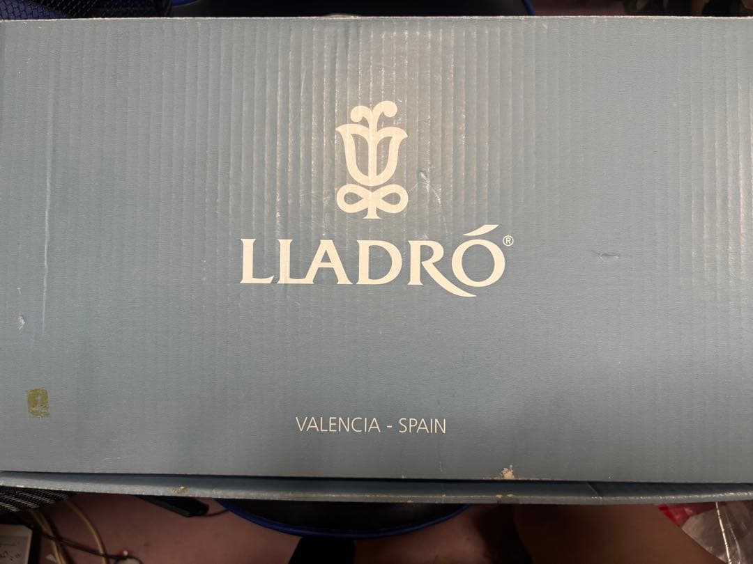 LLADRO リヤドロ Raul Rubio Kwan Yin『慈愛』女神坐像