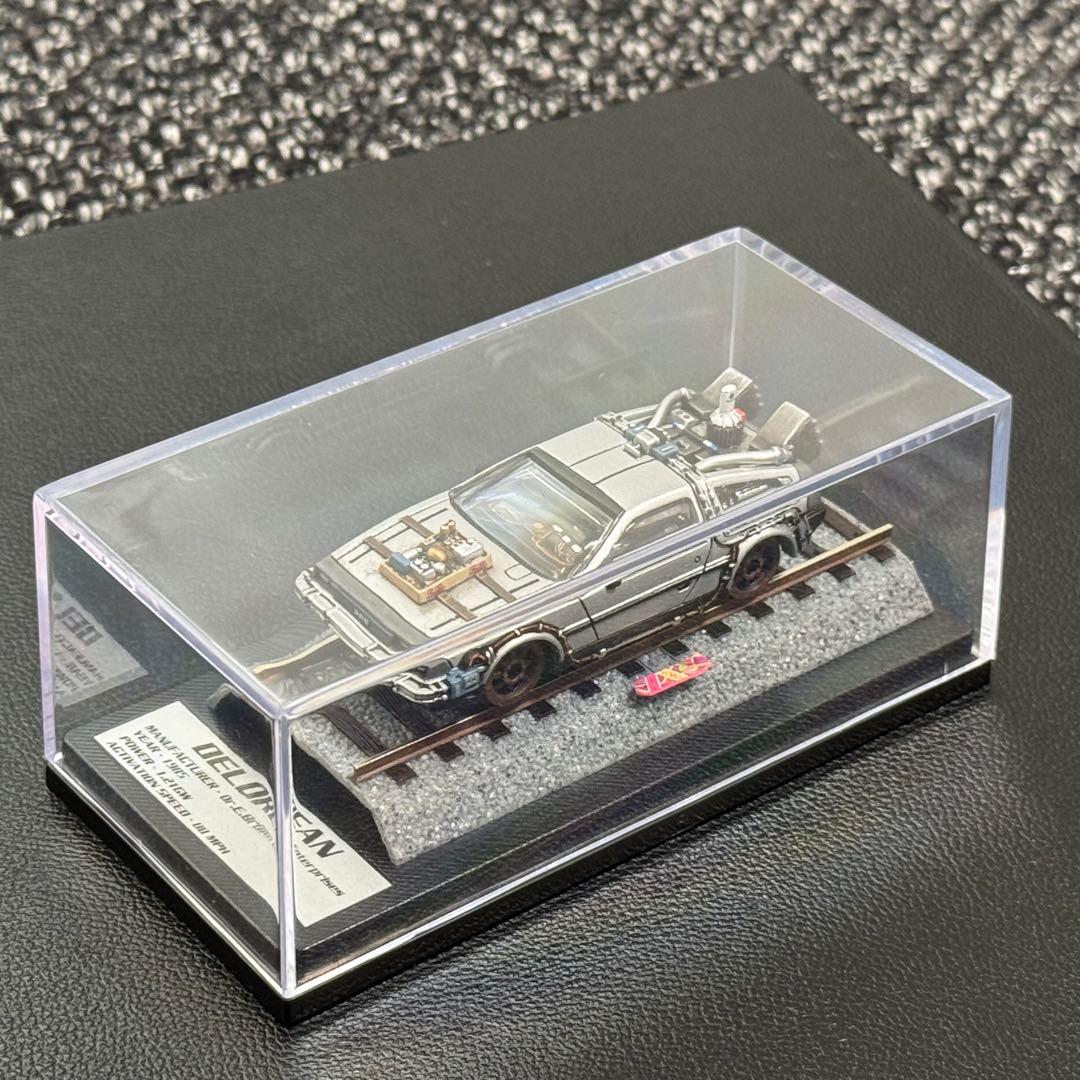 キャラウィール デロリアン レールロードVer.カスタム品&専用ケース ②