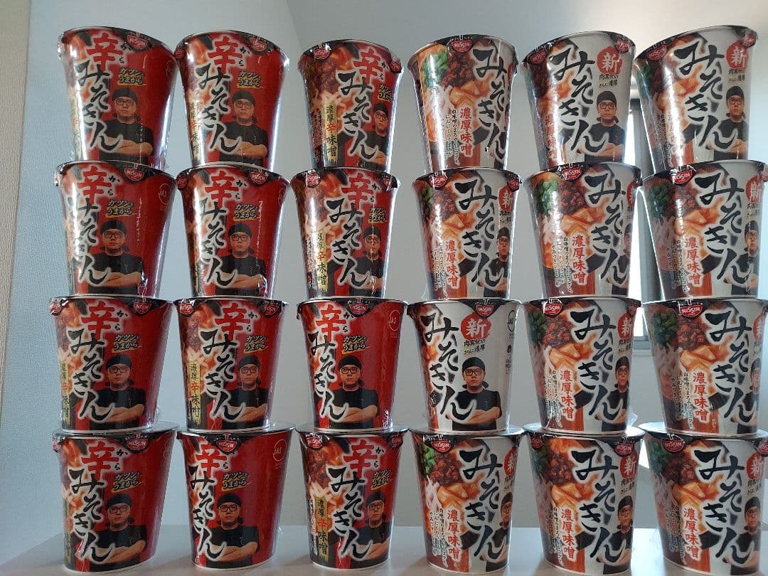 【新品未開封】HIKAKIN 濃厚味噌 新みそきん　辛みそきん　24個セット