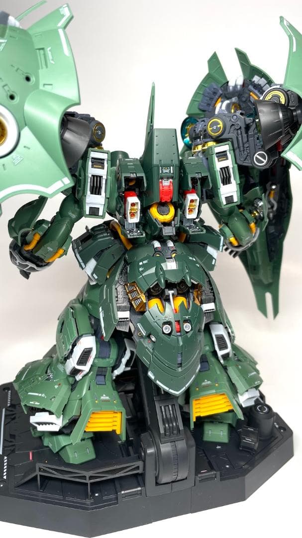 1/100 オシリス・エリアル ドミネーター 成形色完成品