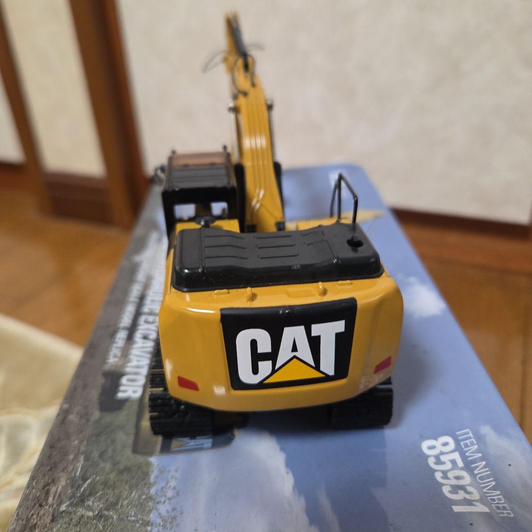 CAT 320FL Hydraulic Excavator 1:50スケール