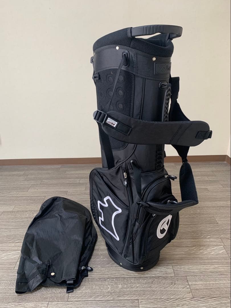 スタンド式キャディバック　人気のブラック！ご購入の方にパターカバープレゼント付