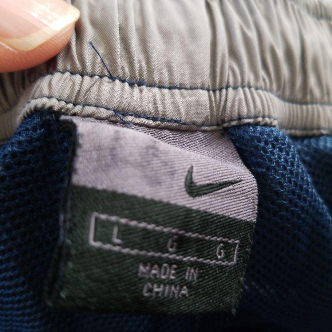 Nike ウィンドブレーカー グレー/ネイビー