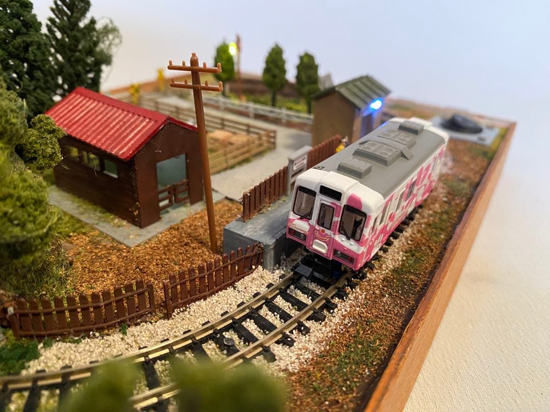 Nゲージ　鉄道　ミニジオラマレイアウト　牧場のある情景　bトレイン専用　駅