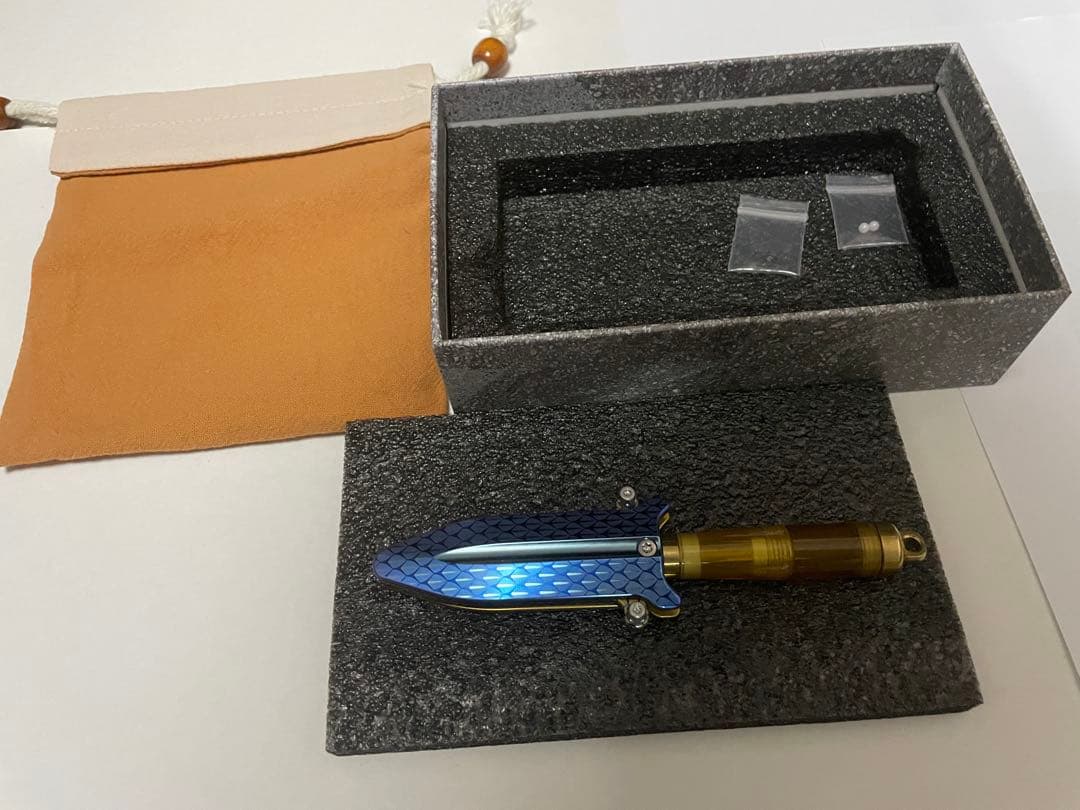 Sword of Thought ハンドスピナー　チタン製