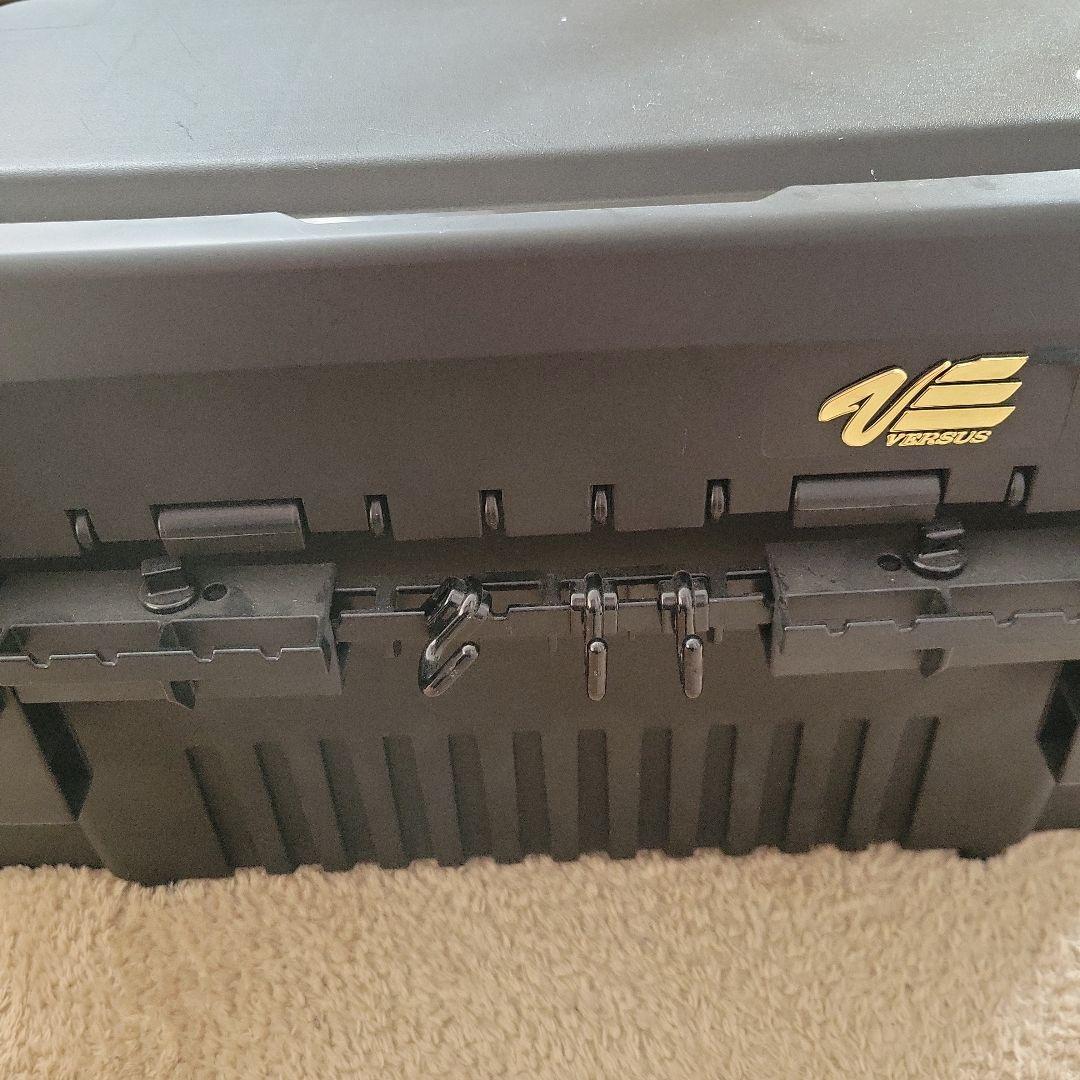 システムボックス　ルアー×4　DAIWA リーダー　ストリンガ　ハサミ　ナイフ