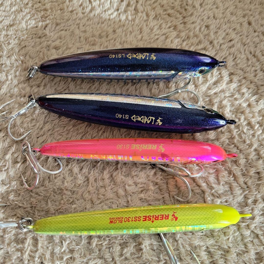 システムボックス　ルアー×4　DAIWA リーダー　ストリンガ　ハサミ　ナイフ