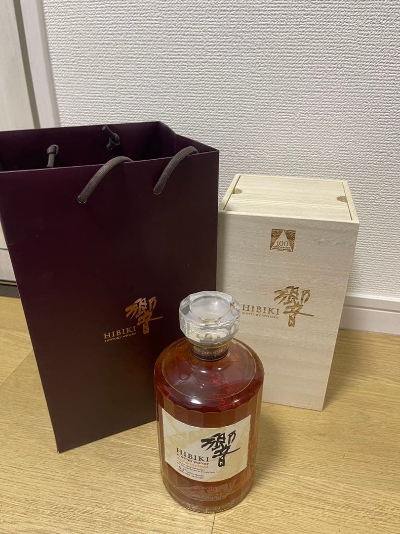 サントリー　響　100 周年アニバーサリー　ウイスキー　ANAファーストクラス